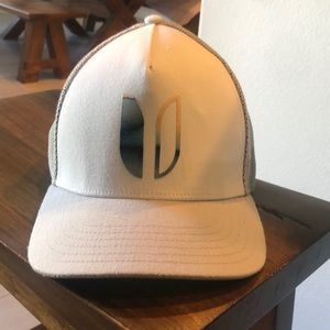 Linksoul golf / trucker / surf hat